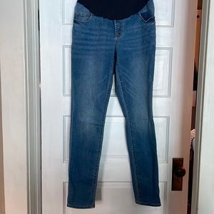 Full-Panel Maternity Skinny Jeans